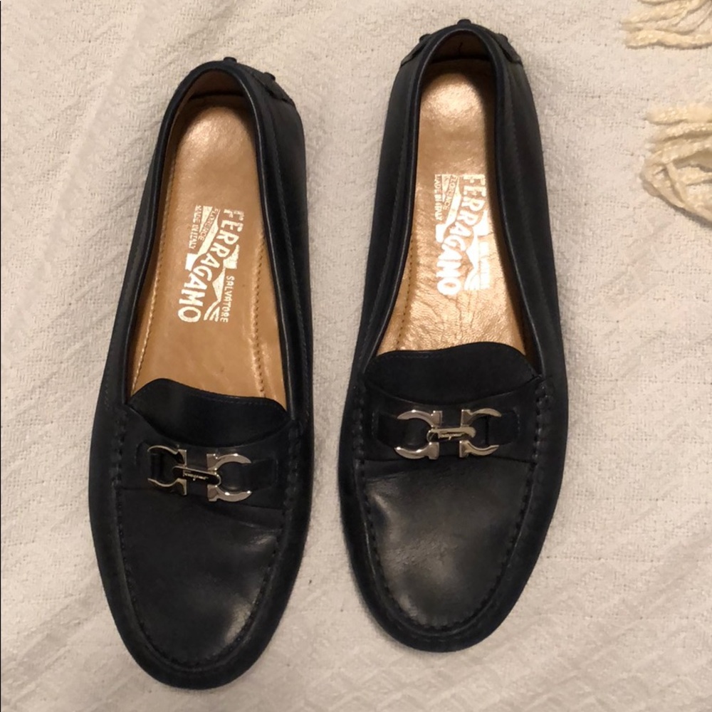 New ferragamo loafers (only worn once)